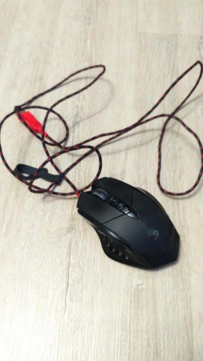 Лот: 11075777. Фото: 1. Игровая мышь A4Tech Bloody V7... Клавиатуры и мыши