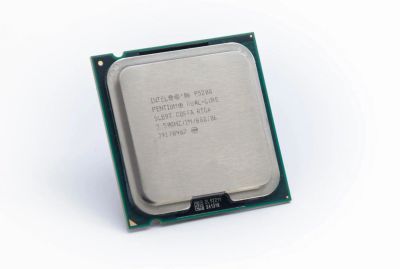 Лот: 10883330. Фото: 1. Процессор Intel Pentium E5200... Процессоры