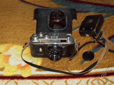 Лот: 685696. Фото: 1. Фотоаппарат Зоркий 4 (ZORKI-4). Плёночные дальномерные, шкальные