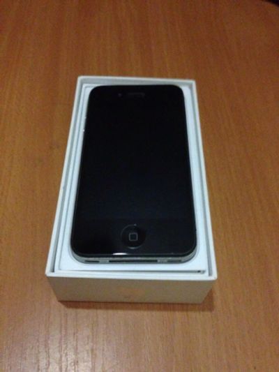 Лот: 8723950. Фото: 1. iPhone 4s. Смартфоны