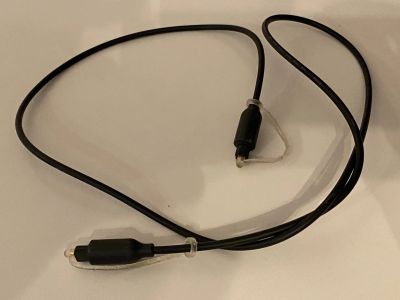 Лот: 24657363. Фото: 1. Оптический кабель Belkin. Шнуры, кабели, разъёмы