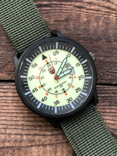 Лот: 13273939. Фото: 1. Часы Xinew Military № 2. Оригинальные наручные часы