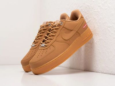 Лот: 20680379. Фото: 1. Кроссовки Supreme x Nike Air Force... Кеды, кроссовки, слипоны