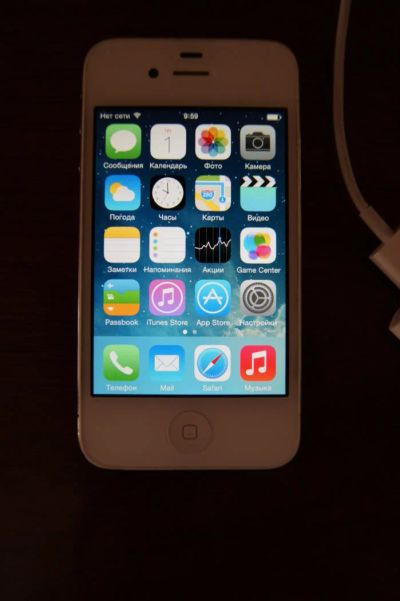 Лот: 4037431. Фото: 1. Iphone 4 16gb. Смартфоны