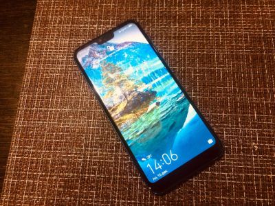 Лот: 15213166. Фото: 1. Huawei Honor 10 64Gb. Смартфоны