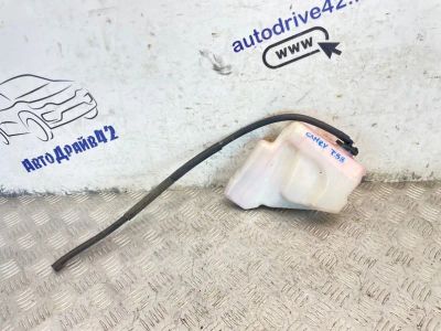 Лот: 25628876. Фото: 1. Расширительный бачок Toyota Camry... Двигатель и элементы двигателя