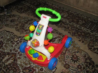 Лот: 4063290. Фото: 1. Ходунки-каталка Fisher-Price... Ходунки, прыгунки, качели
