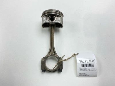 Лот: 24773665. Фото: 1. Поршень с шатуном Toyota Corolla... Двигатель и элементы двигателя