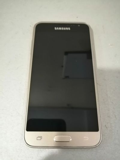 Лот: 13963318. Фото: 1. Смартфон Samsung Galaxy J3 (SM-J320F... Смартфоны