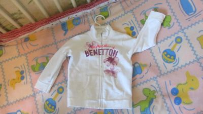 Лот: 4491246. Фото: 1. Benetton кофточка д/д почти новая... Свитера, худи, толстовки