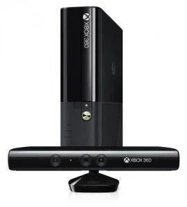 Лот: 4905692. Фото: 1. Игровая приставка Xbox 360 E 500Gb... Игровые приставки, консоли