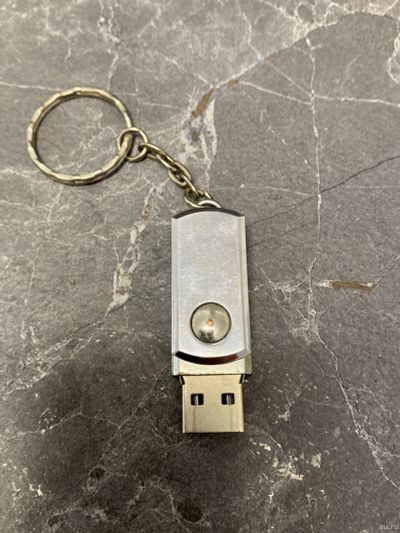 Лот: 18362773. Фото: 1. Флешка на 16Гб. USB-флеш карты