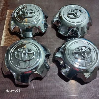 Лот: 24991141. Фото: 1. Крышки ступиц дисков Toyota L... Колпаки