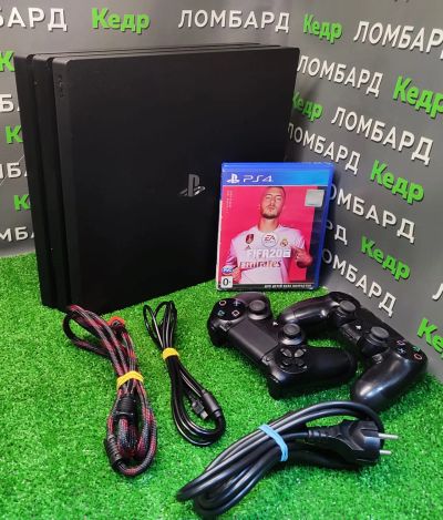 Лот: 25300043. Фото: 1. Sony Playstation 4 PRO 1TB (s). Игровые приставки, консоли