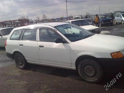 Лот: 322647. Фото: 1. Mazda Familia. Автомобили