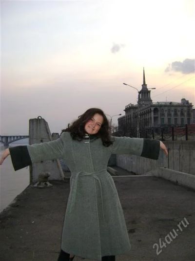 Лот: 1173716. Фото: 1. Пальто женское. Верхняя одежда