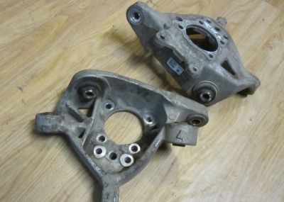 Лот: 6936466. Фото: 1. Задний кулак на Lexus IS250 (2005-2010... Ходовая, подвеска, рулевое управление
