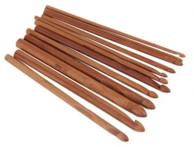 Лот: 7787570. Фото: 1. Набор крючков для вязания из бамбука... Швейный и вязальный инструмент