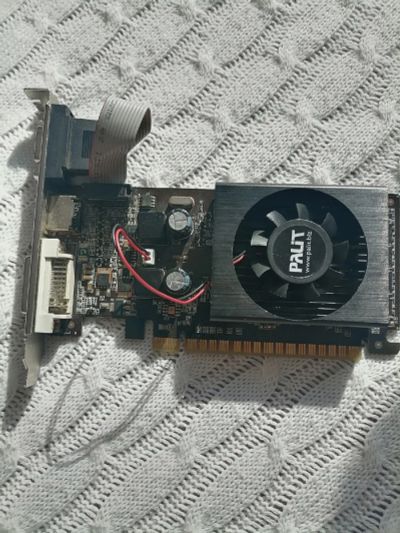 Лот: 19063770. Фото: 1. Вмдеокарта gt210 1gb ddr3. Видеокарты