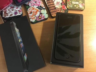 Лот: 6659560. Фото: 1. iPhone 5 16gb Black. Смартфоны
