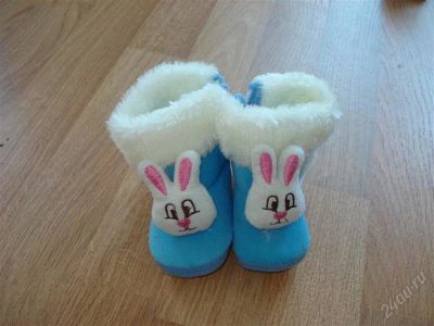 Лот: 2037878. Фото: 1. Сапожки-пинетки детские новые. Сапоги