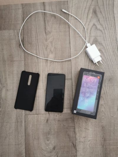 Лот: 16191382. Фото: 1. Смартфон Xiaomi Mi9t 128 Gb. Смартфоны