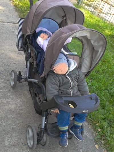 Лот: 4178579. Фото: 1. Коляска для погодок Graco. Коляски