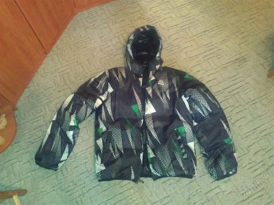 Лот: 4158259. Фото: 1. пуховик Adidas двухсторонний. Верхняя одежда