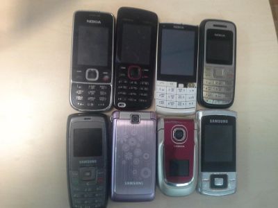 Лот: 4622050. Фото: 1. Nokia, Samsung. Кнопочные мобильные телефоны