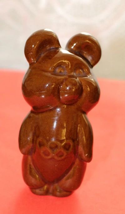 Лот: 10790921. Фото: 1. Олимпийский мишка, медведь - символ... Фарфор, керамика
