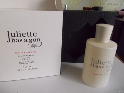 Лот: 13996917. Фото: 1. Not A Perfume от Juliette Has... Женская парфюмерия