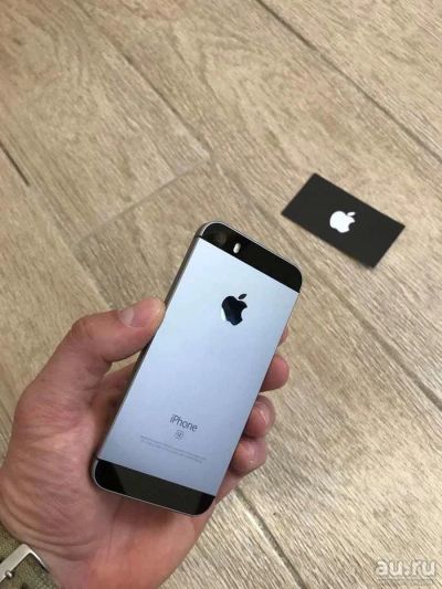 Лот: 13793229. Фото: 1. iPhone SE 16GB Space Gray. Смартфоны