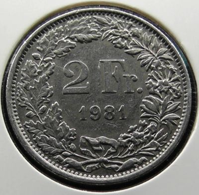 Лот: 11542541. Фото: 1. Швейцария монета 2 франка 1981... Европа