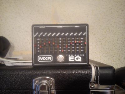 Лот: 4975549. Фото: 1. MXR Ten Band EQ. Гитарные эффекты и комбоусилители