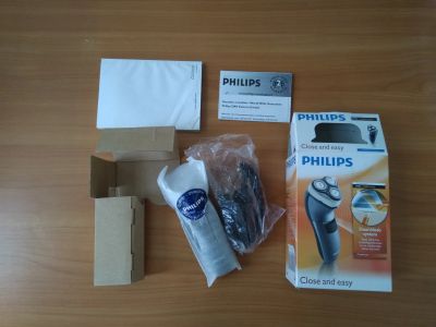 Лот: 13914163. Фото: 1. Электробритва Philips 6900, новая. Другое (красота и здоровье)