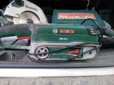 Лот: 10467996. Фото: 1. Продам шлифмашинку Bosch. Электроинструмент