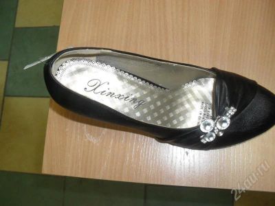 Лот: 706610. Фото: 1. Новые туфельки с бабочками - размер... Другое (женская обувь)