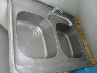 Лот: 1920079. Фото: 1. Кухонная мойка из нержавейки. Мойки кухонные