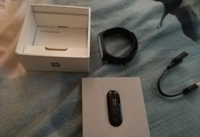 Лот: 12130104. Фото: 1. Xiaomi Mi Band 3 оригинал новый... Смарт-часы, фитнес-браслеты, аксессуары