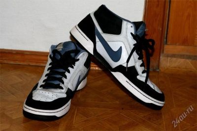 Лот: 1603872. Фото: 1. кроссовки Nike Renzo. Кеды, кроссовки, слипоны