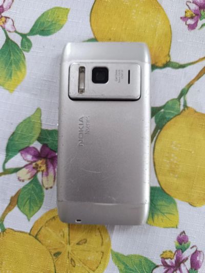 Лот: 23970939. Фото: 1. Nokia n8, 16 Гб. Смартфоны
