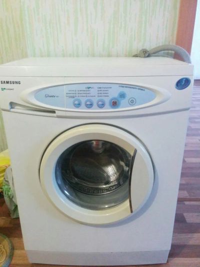 Лот: 6508433. Фото: 1. Стиральная машина Samsung б/у. Стиральные машины