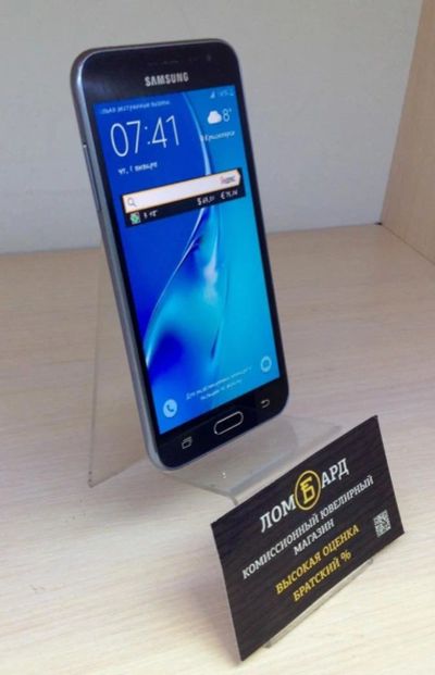 Лот: 11515654. Фото: 1. Смартфон Samsung Galaxy J3 (2016... Смартфоны