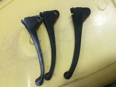 Лот: 7023392. Фото: 1. Honda dio ручка тормоза зад. левая. Запчасти