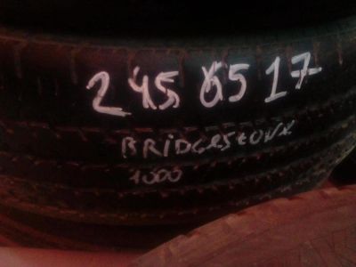Лот: 9906203. Фото: 1. 245/65 R17 Bridgestone одно. Шины