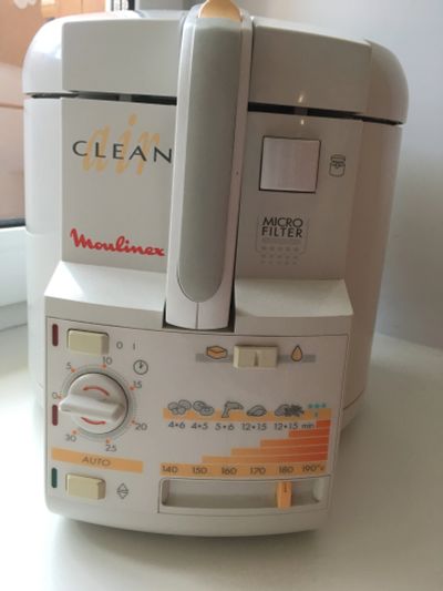 Лот: 11694593. Фото: 1. Фритюрница Moulinex clean air. Кухонная