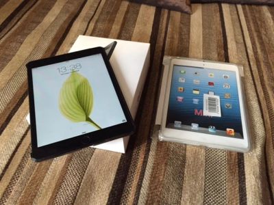 Лот: 4777838. Фото: 1. iPad mini 16 gb Wi-fi + чехол. Планшеты