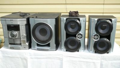 Лот: 10002129. Фото: 1. музыкальный центр sony неисправный. Музыкальные центры, магнитолы