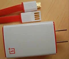 Лот: 7843797. Фото: 1. Зарядное oneplus one. Зарядные устройства, блоки питания, адаптеры сетевые для смартфонов
