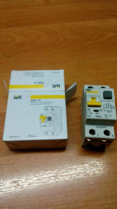 Лот: 6782511. Фото: 1. Диф автомат IEK ABДT32 16A. Автоматы, пакетники, предохранители